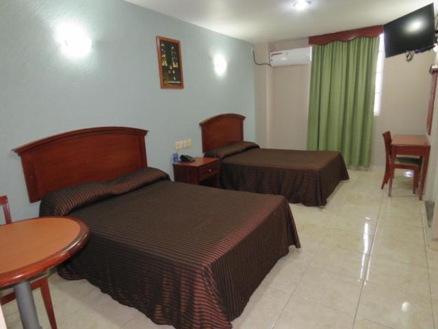 Hotel San Juan Centro Виляермоса Екстериор снимка
